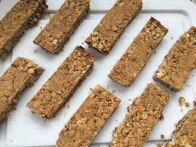 Crunchy Oats and Peanut Butter Bars